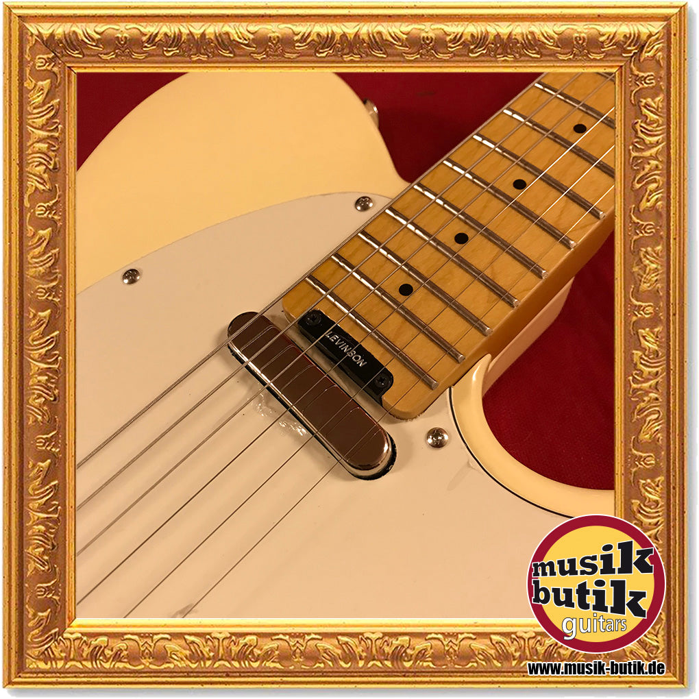 Blade Delta Standard Maple Vintage White