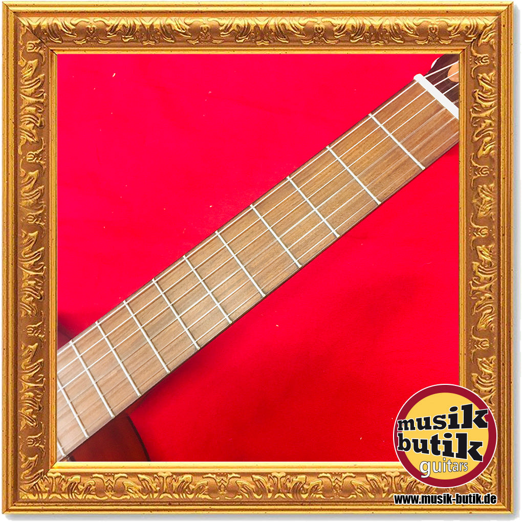 Maravilla M20 7/8 Klassik-Gitarre für Damen hochglanz incl. Gigbag