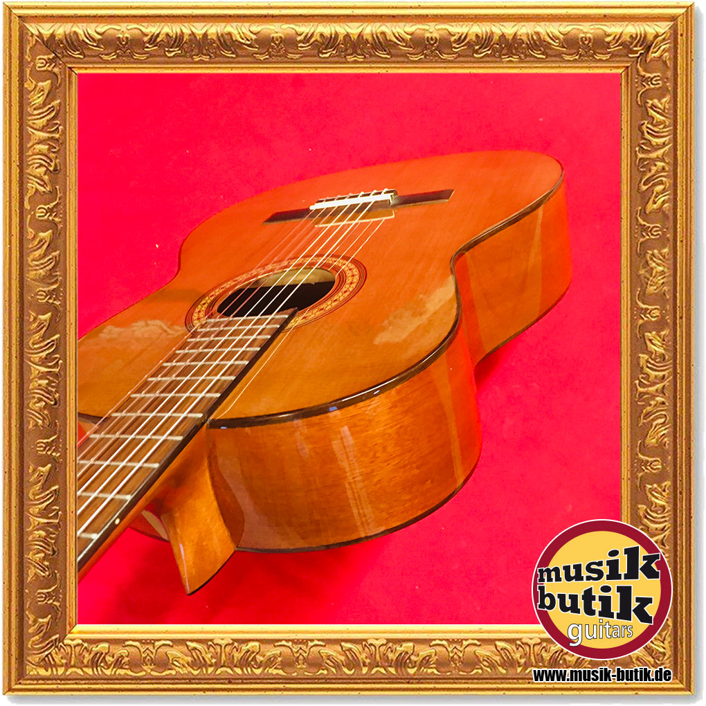 Maravilla M20 7/8 Klassik-Gitarre für Damen hochglanz incl. Gigbag