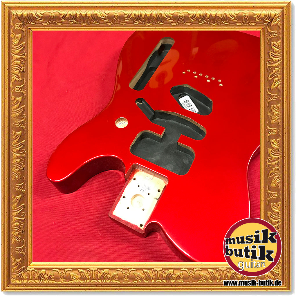 Fender® Deluxe Series Telecaster® Body candy apple red