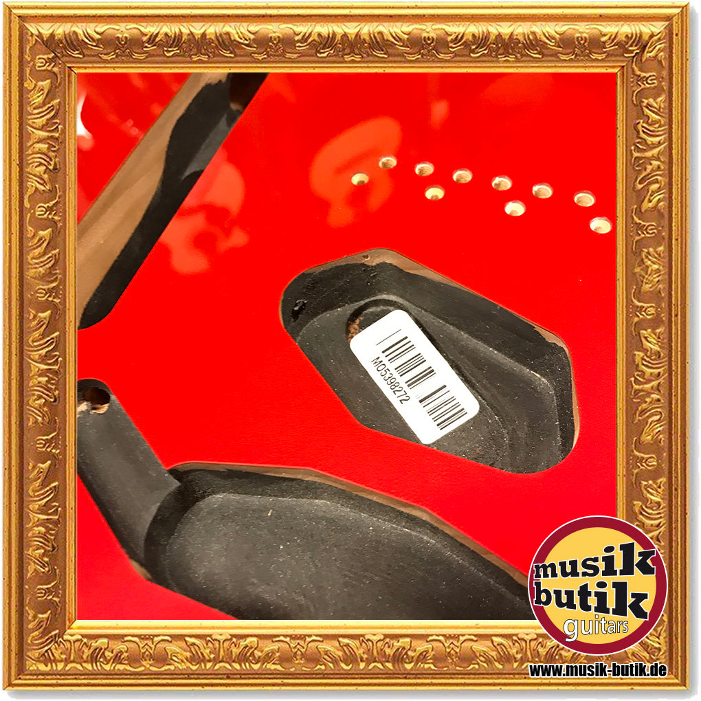 Fender® Deluxe Series Telecaster® Body candy apple red