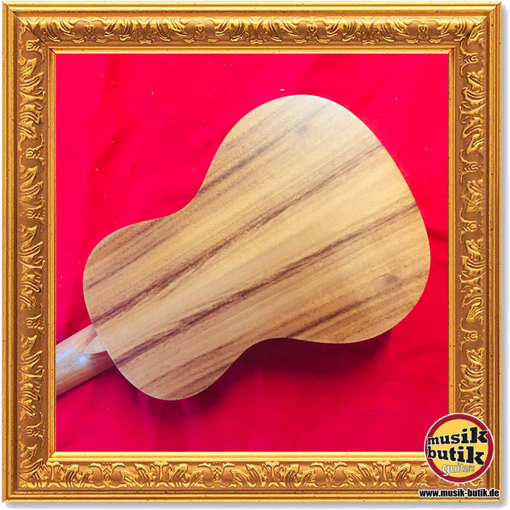 Islander AC-4 Concert Ukulele Acacia