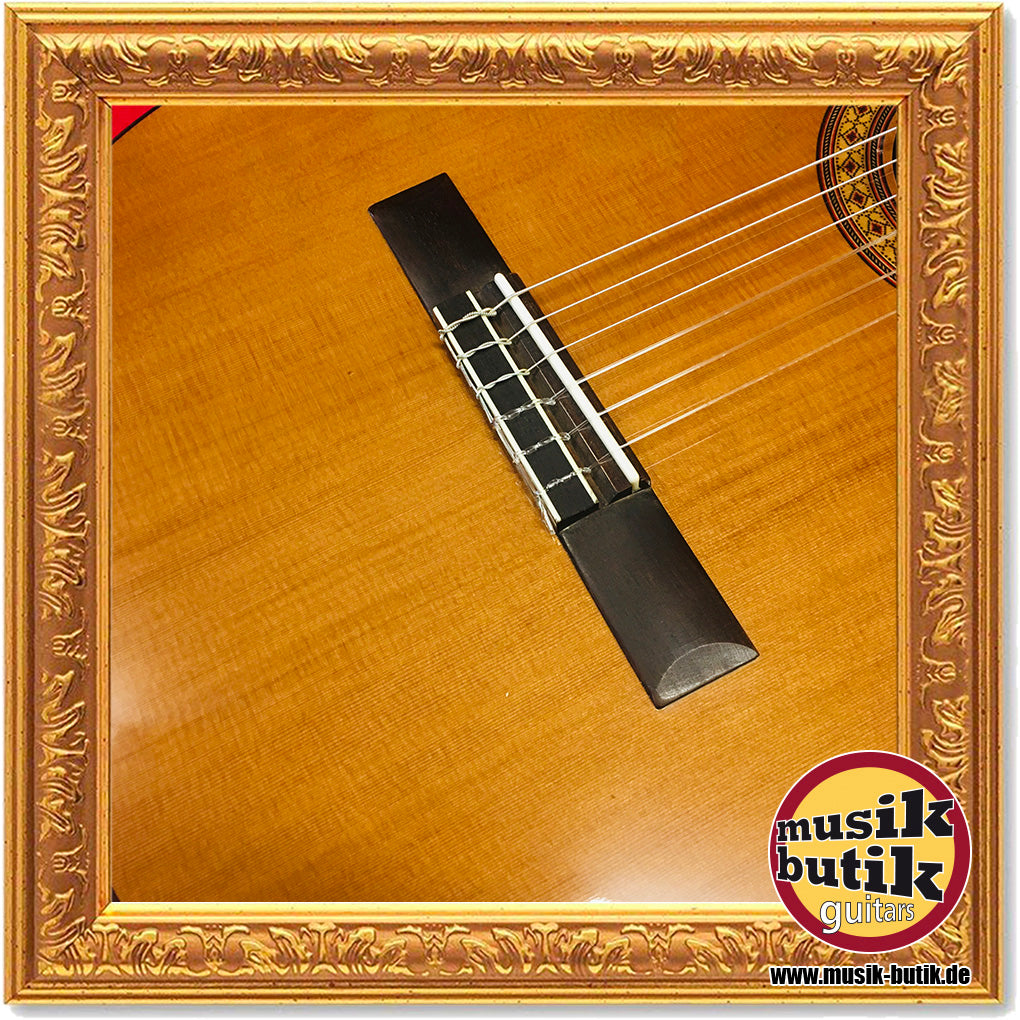 Maravilla M20 7/8 Klassik-Gitarre für Damen hochglanz incl. Gigbag